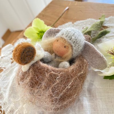 Frühlings Dekoration mit Osterhäsli