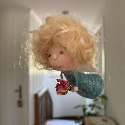 Ängeli mit Rösli