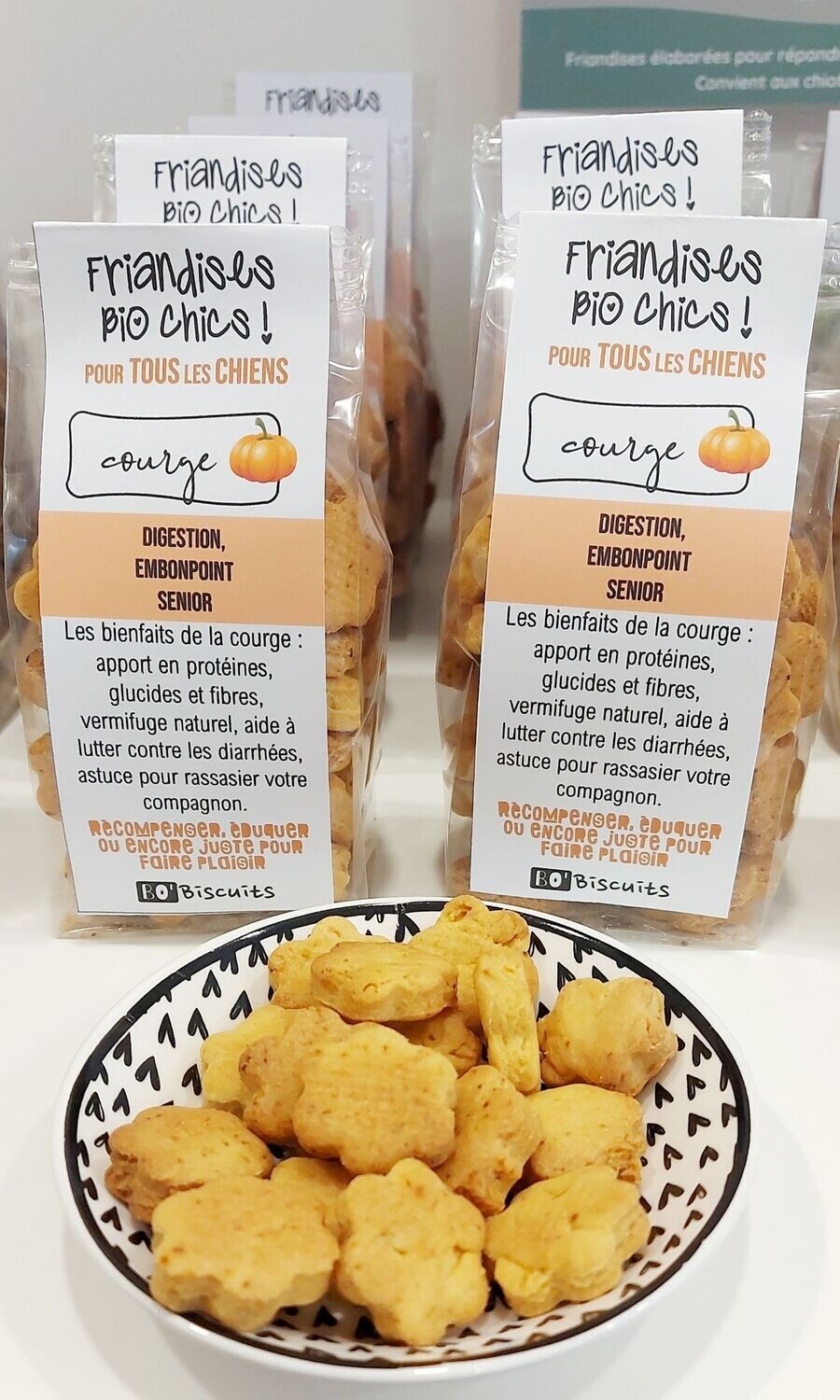 Biscuits pour chiens bio à la COURGE