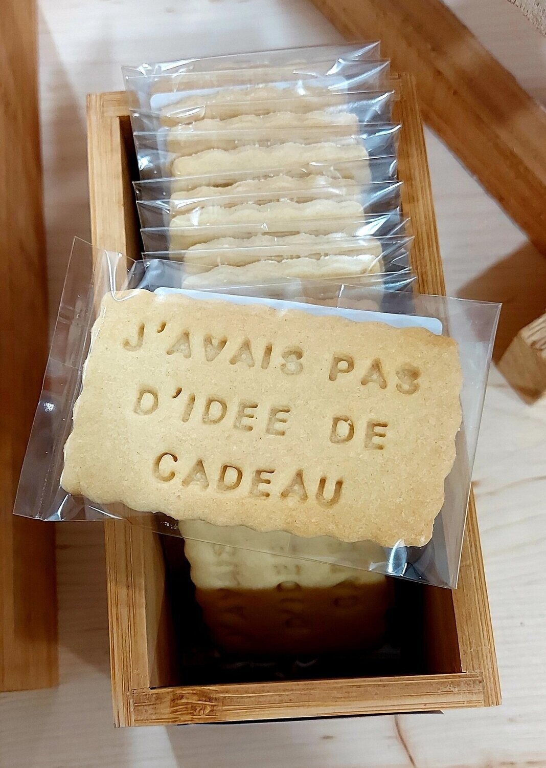 Biscuit message 'J'avais pas d'idée de cadeau' Biscuit message 'J'avais pas d'idée de cadeau'