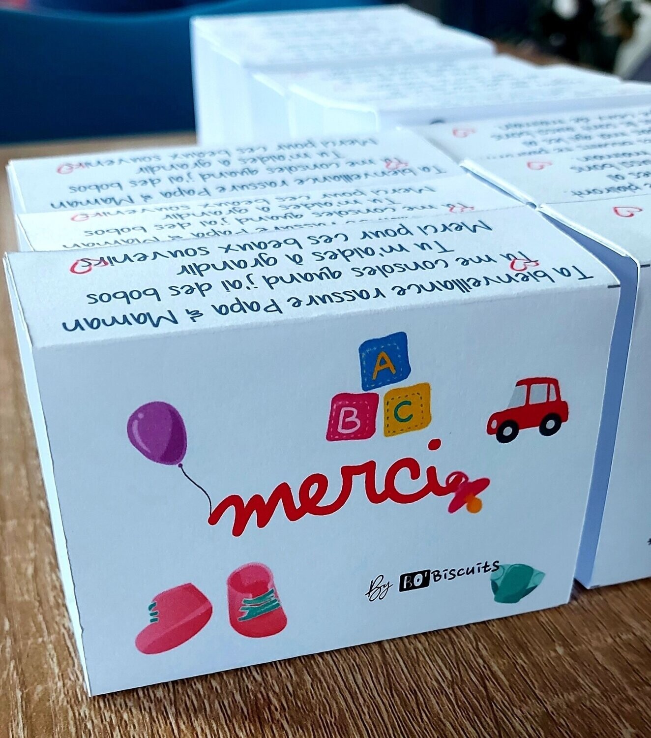 Coffret de 5 biscuits personnalisés Merci Nounou