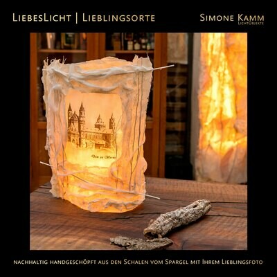 Liebeslicht aus handgeschöpftem Spargelpapier