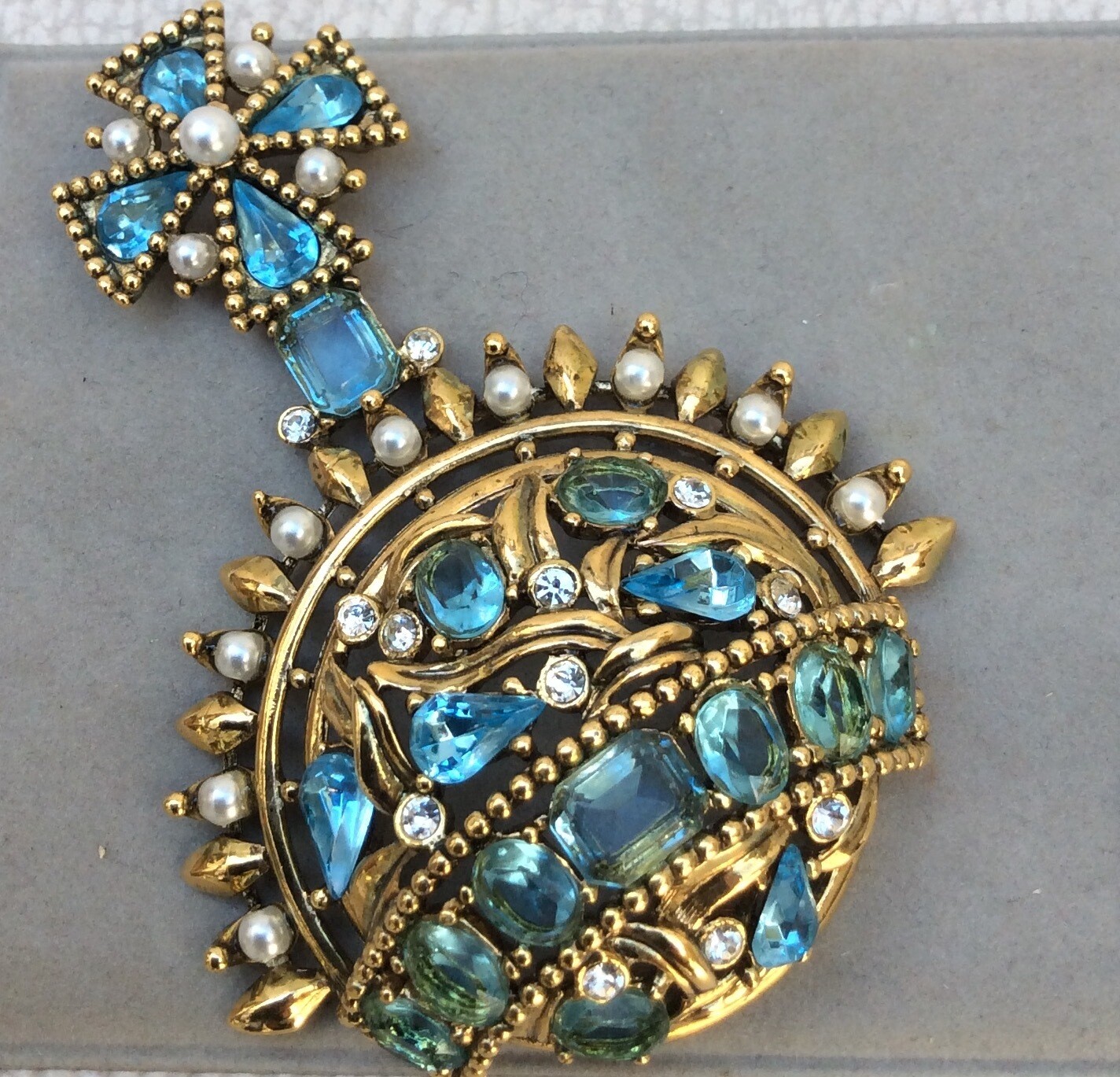 Spilla vintage &#39;tiara&#39; Les Follies 