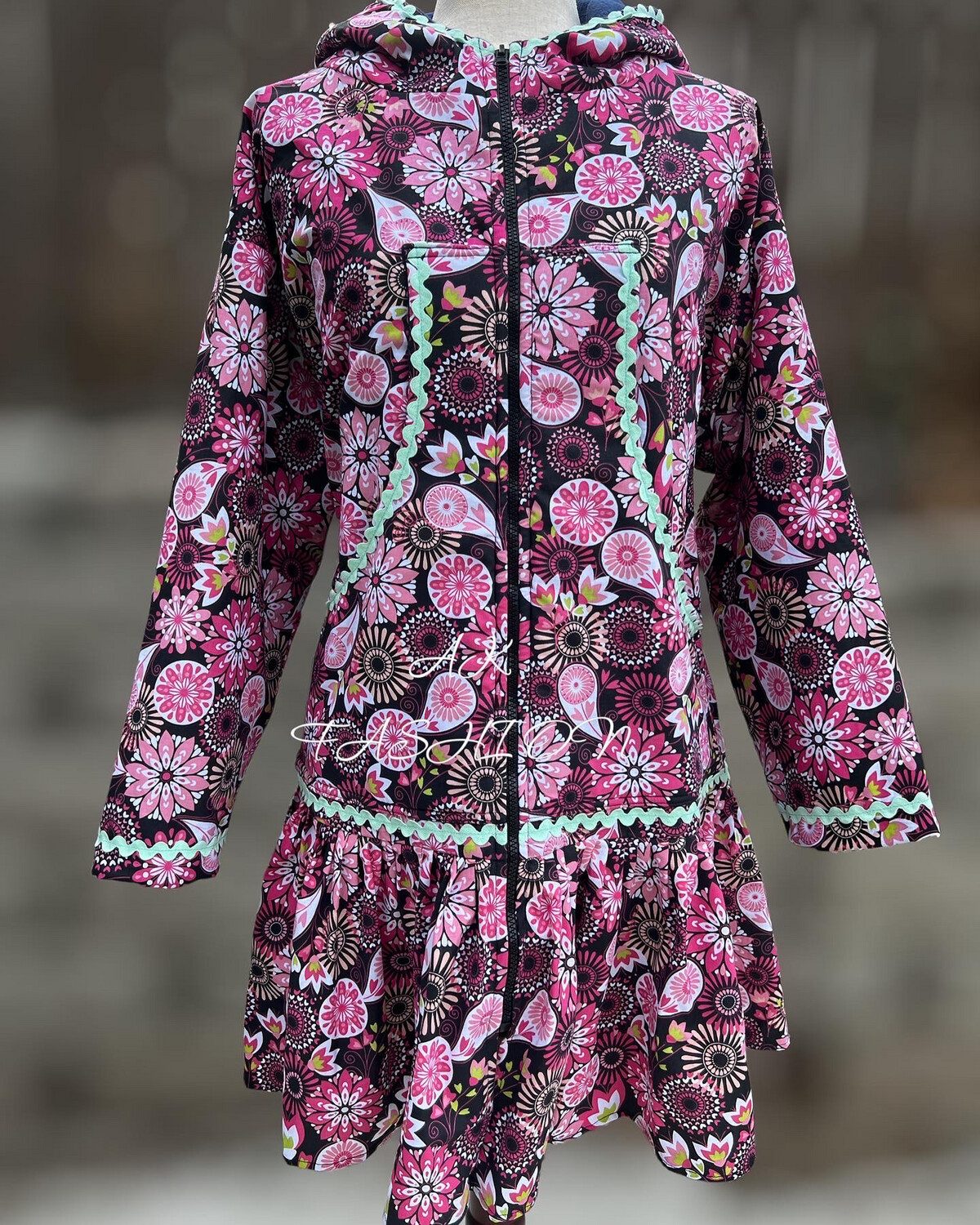 Medallion Floral Black kuspuk Women Kuspuk alaska kuspuk