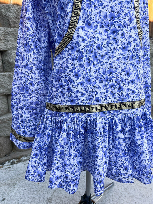 Blue Country Floral Blue Floral women kuspuk