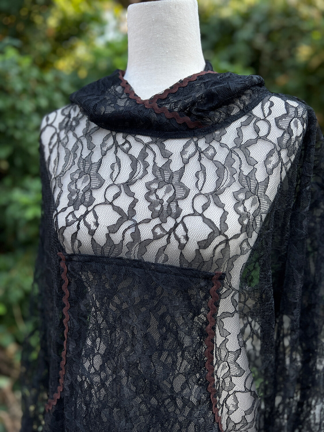 Black Lace Kuspuk