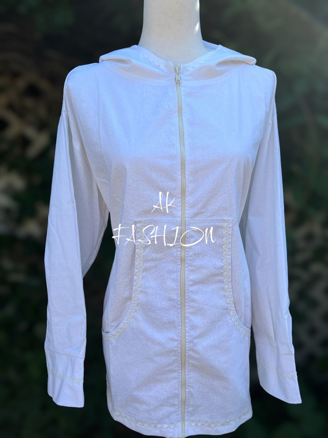 Women kuspuk pull over adult kuspuk alaska kuspuk White With White Trim
