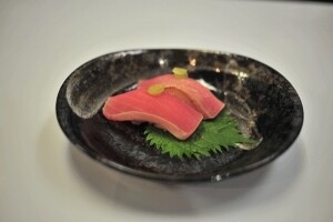 2Pcs Seared Red Tuna