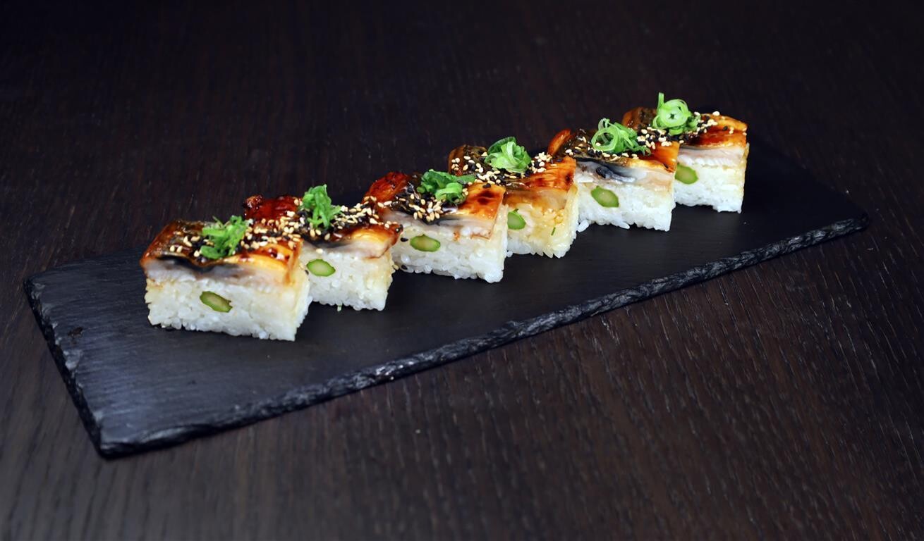 Unagi Oshi