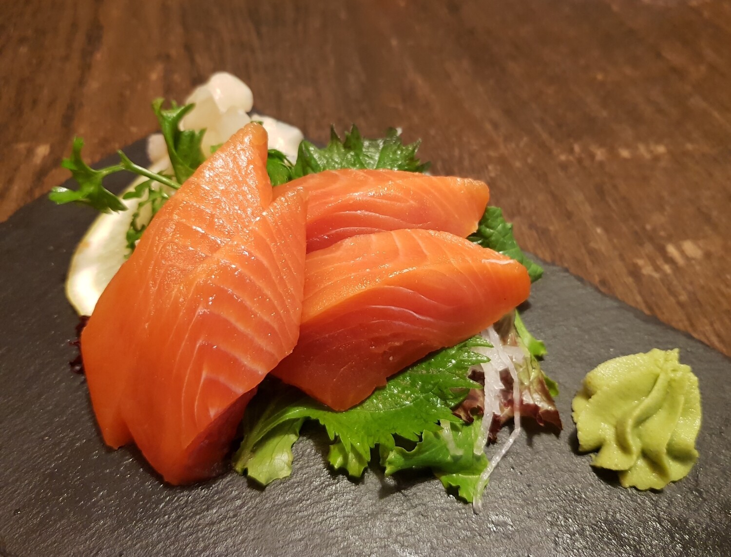Wild Salmon Sashimi (4 pcs)
