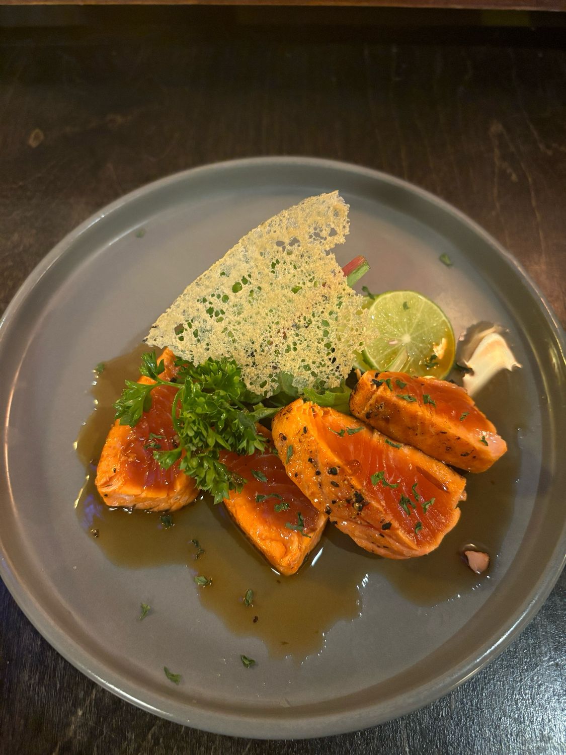 Wild Salmon Tataki (4 pcs)
