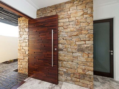 Doors & Doorframes