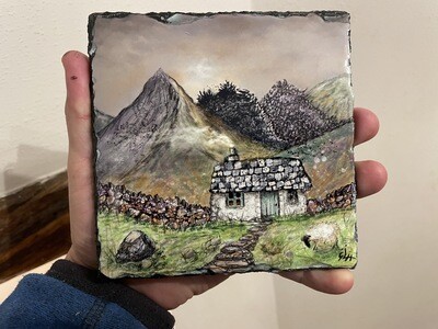 Snowdonia cottage in the mountains- 19cm slate