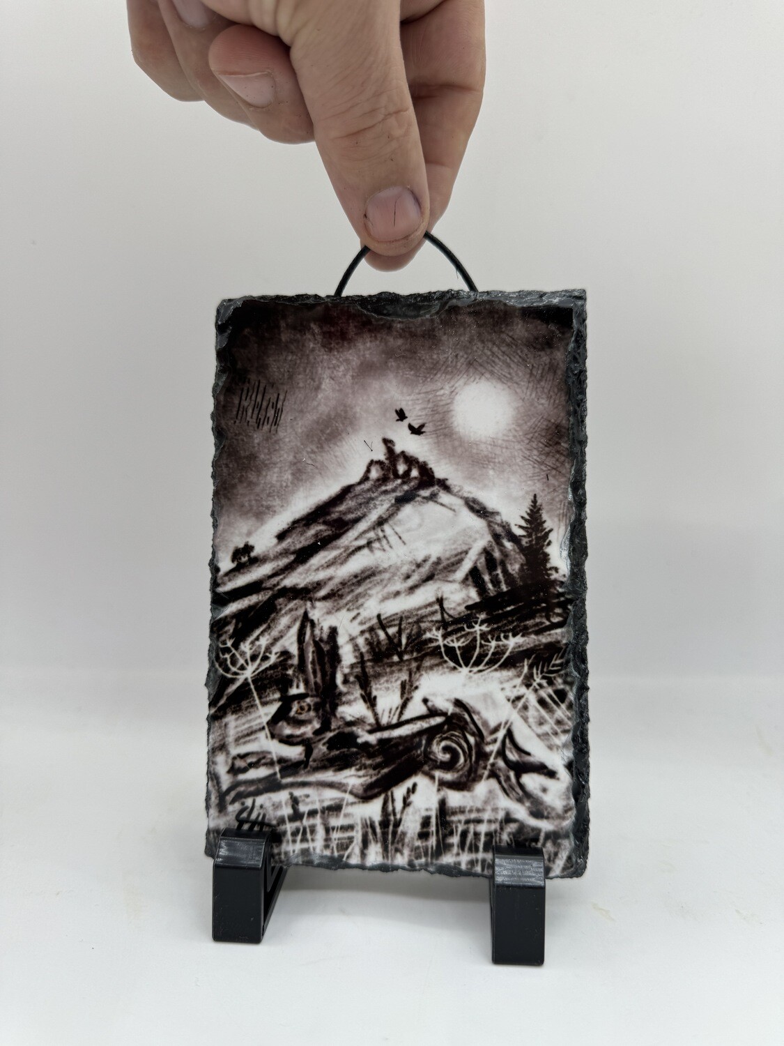 Running hare Dina&#39;s bran  Hanging Slate