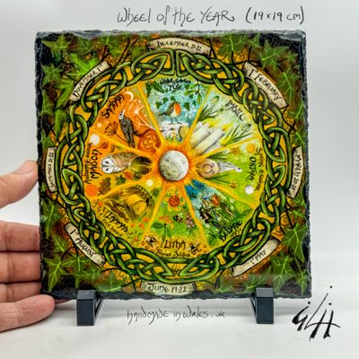 Wheel of the year - Square ( stands included)
