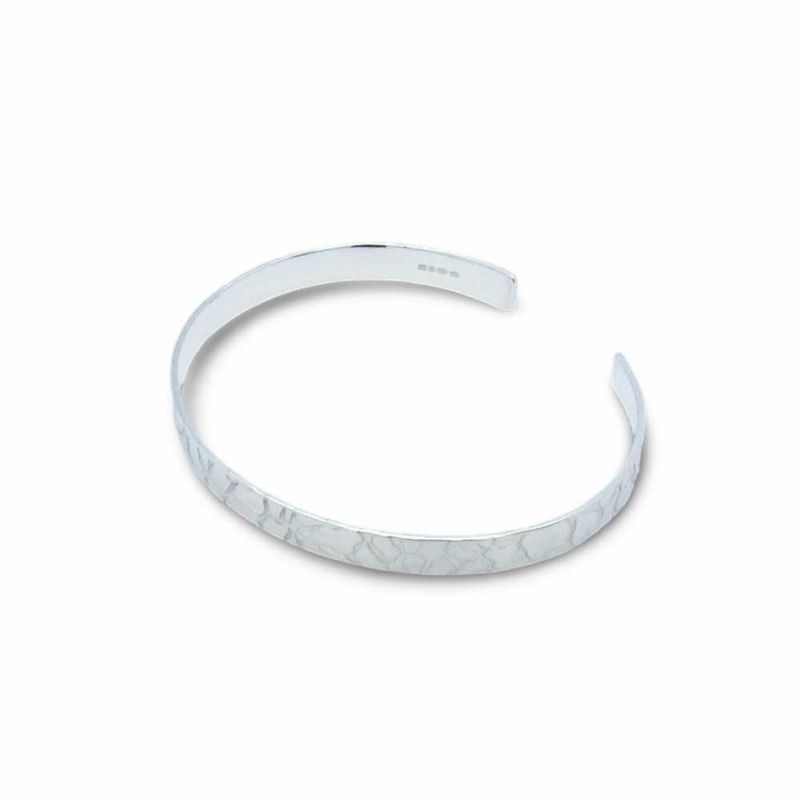 Argentium Ladies Giraffe Heart Print Cuff Bangle