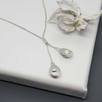 Double Avocado Pendant Double Avocado Pendant