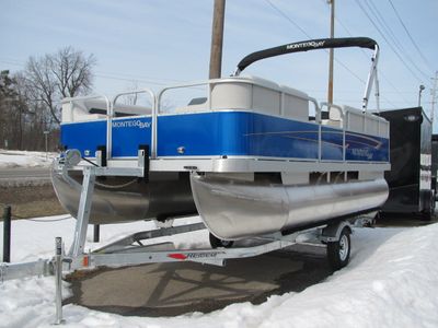 2025 MONTEGO BAY 8516 CRUISE PONTOON