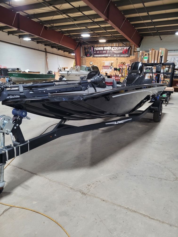 2018 LOWE STINGER 198D W/150HP MERC