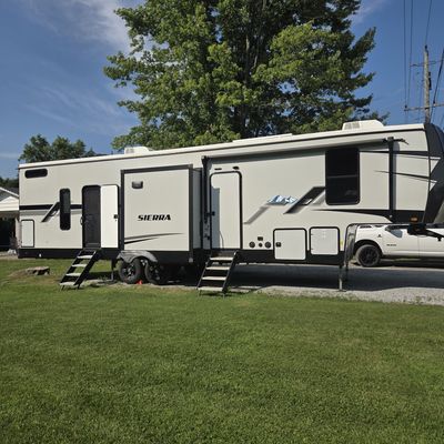 2023 SIERRA 3440BH BY FOREST RIVER 2023 SIERRA 3440BH BY FOREST RIVER