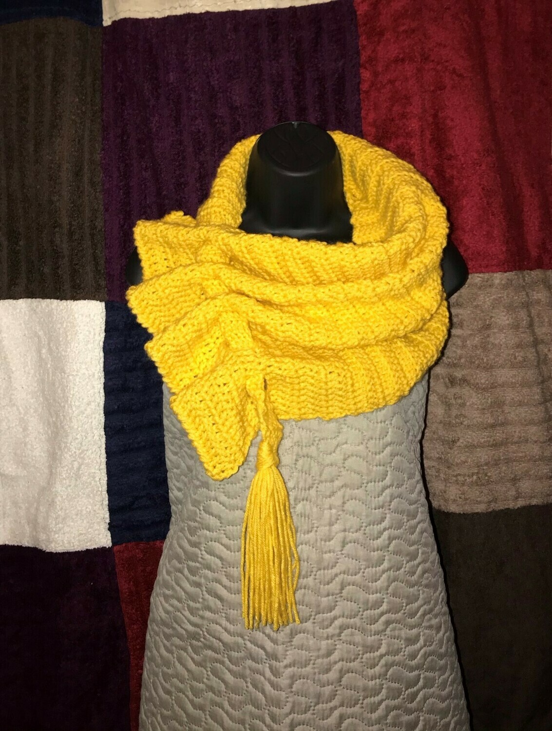 Crochet Keyhole Scarf