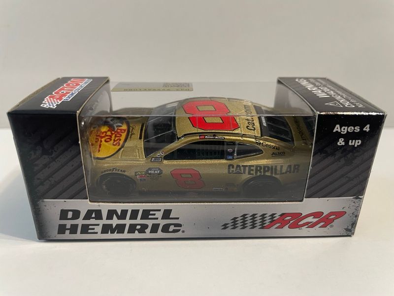 CanRacing Nascar Memorabilia Distribution
