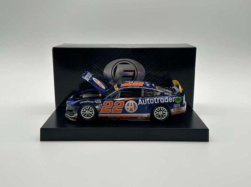 CanRacing Nascar Memorabilia Distribution