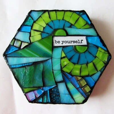 glass mosaic - be yourself