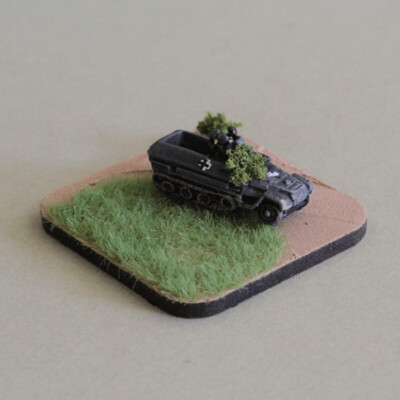 G40A Sdkfz 251/10 + 37mm with gun crew
