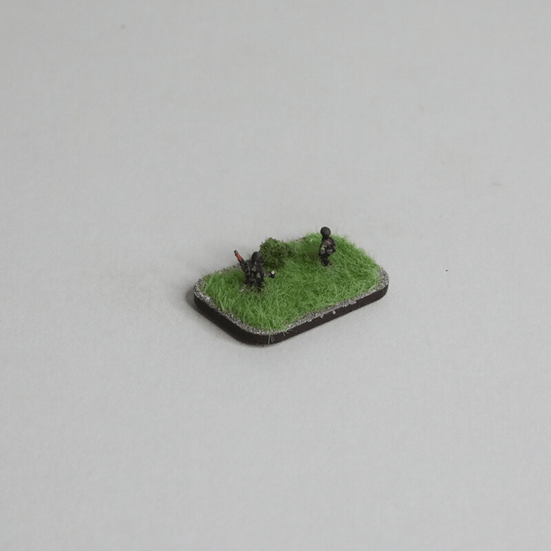 B305 British WW2 Para's NCO & Grenadier (4 figures, 2 of each type)