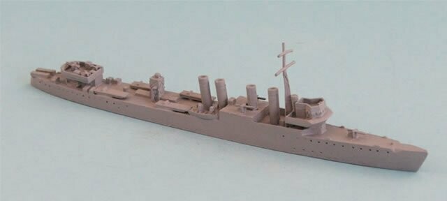 CF640 FLUSH DECK DESTROYER Typical of "4 stacker" destroyers used by the U.S. Navy. 50 were transferred to