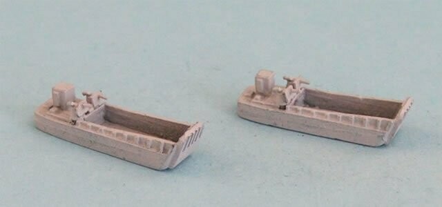 CF661 L.C.M. (3) (x2) Standard support for single vehicles.