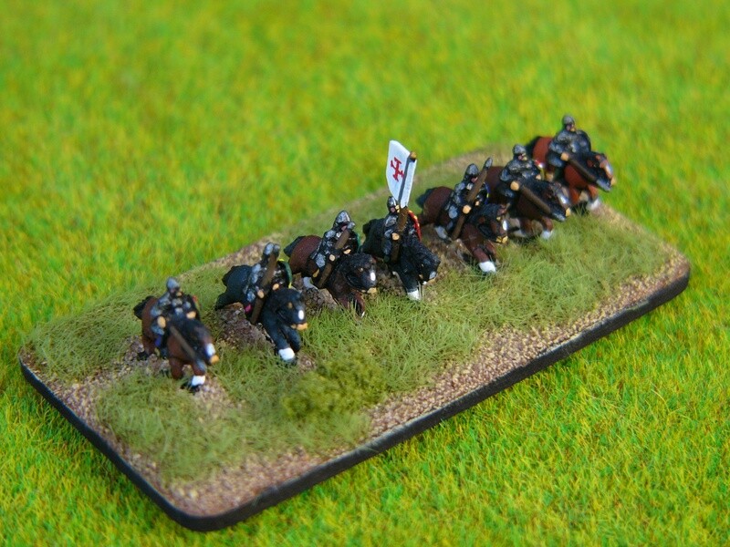 MCR08 Sergents Mounted, 12th  Century approx 21 figures