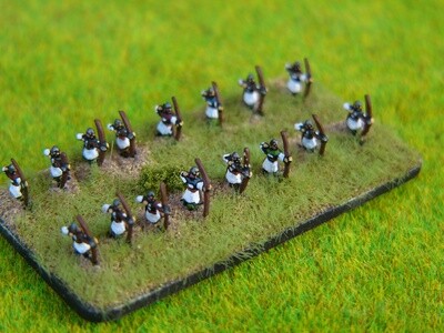 MCR18 English Longbows approx 50 figures