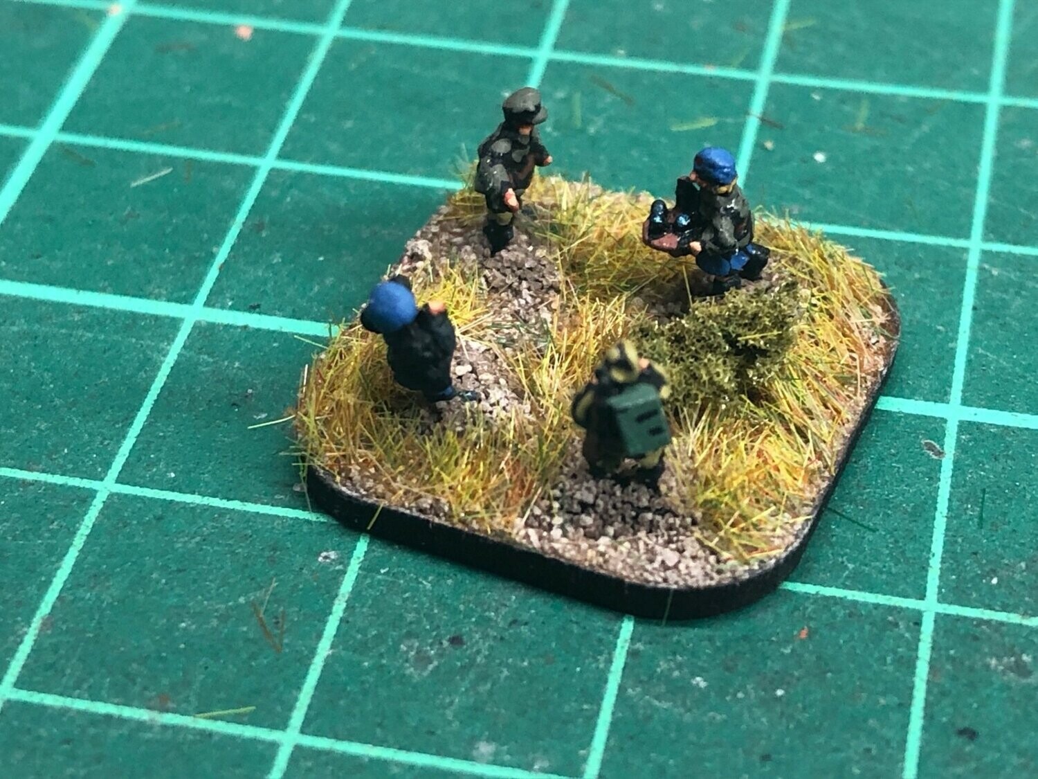 S341 Summer Russian HQ strip (4 figures)