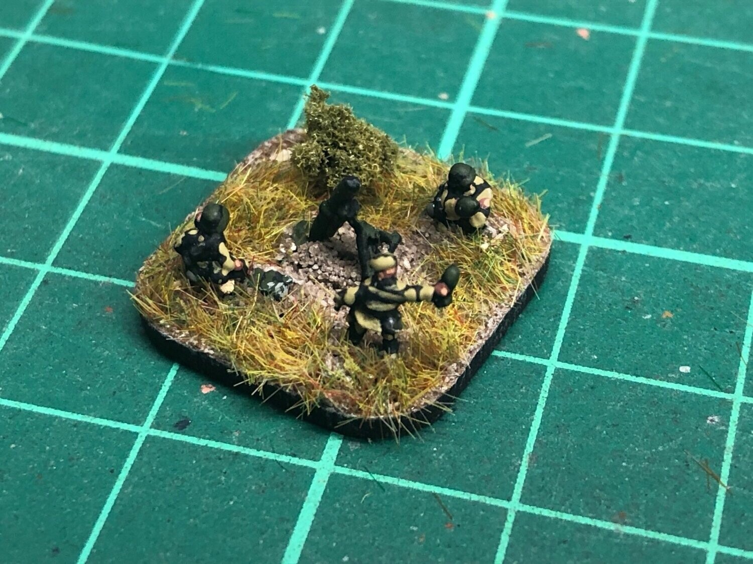 S333 Summer Russian 120 mm Mortar & crew (1 mortar and 3 crew)