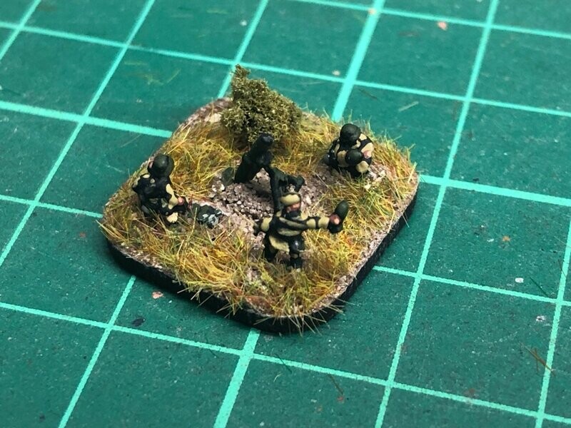 S333 Summer Russian 120 mm Mortar & crew (1 mortar and 3 crew)