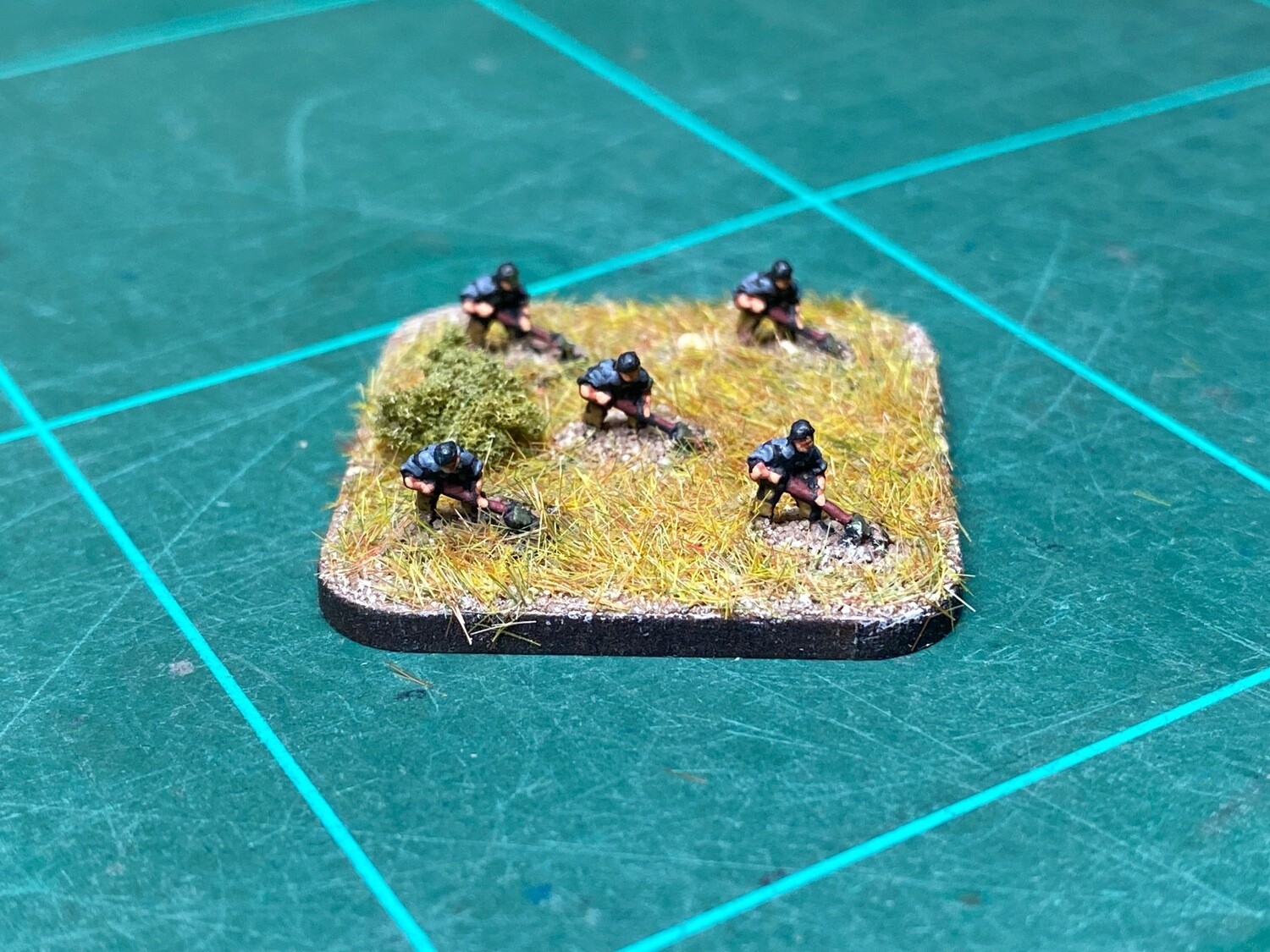 BR13 WW2 BEF (British Expeditionary Force) Support approx. 50 figures & equipment