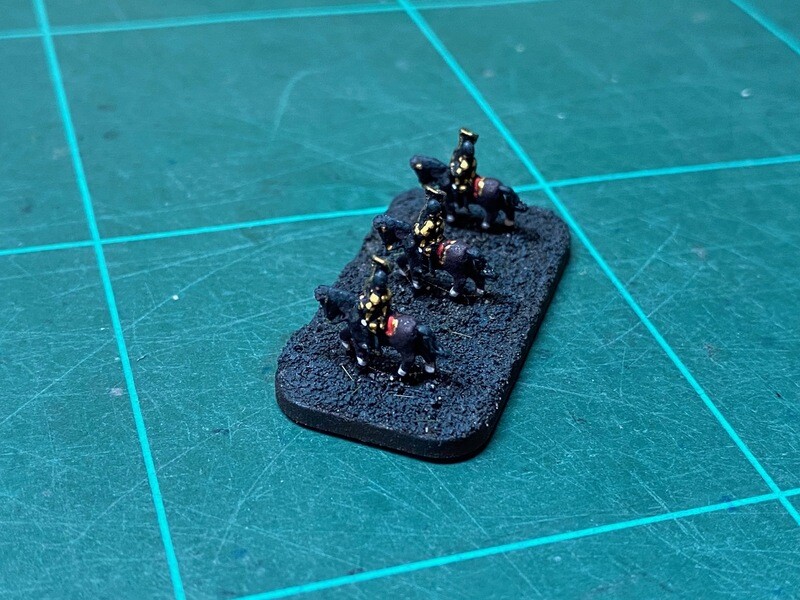 M15 Life Guard Band - Mounted approx 21 figures