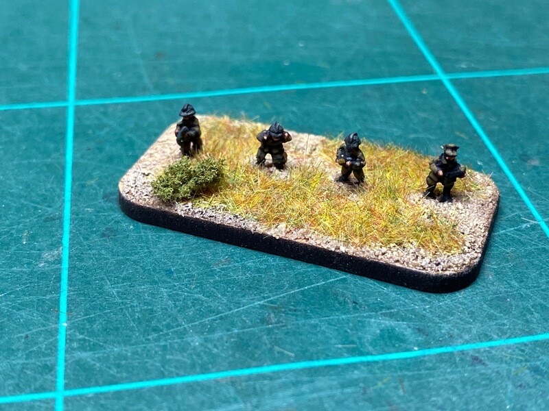 P311 WW2 1939 Polish gun crew standing (4 figures)
