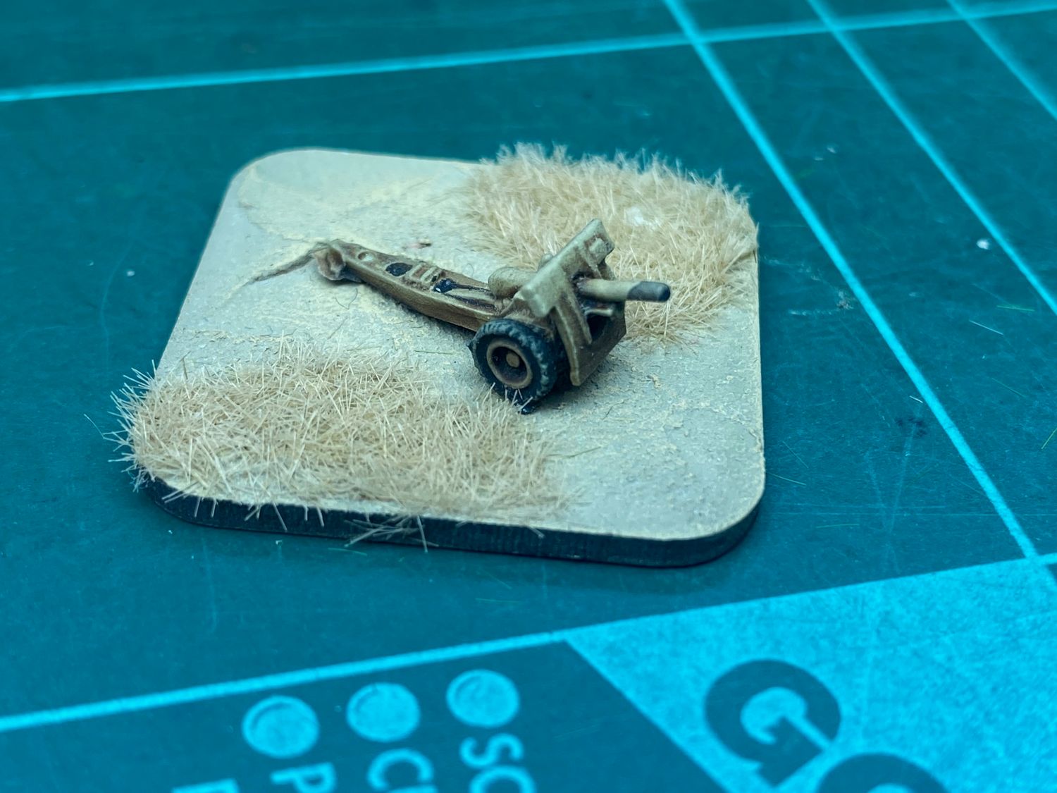 F37	105 mle13 French pneumatic tyres