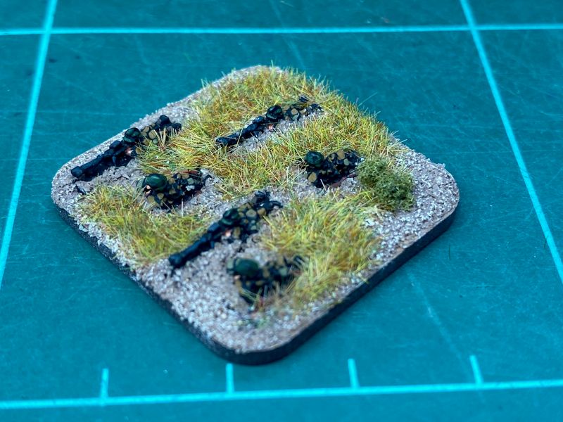 F311	WW2 1939 French in vareuse BOYS AT rifle  (3 x 2 man team)