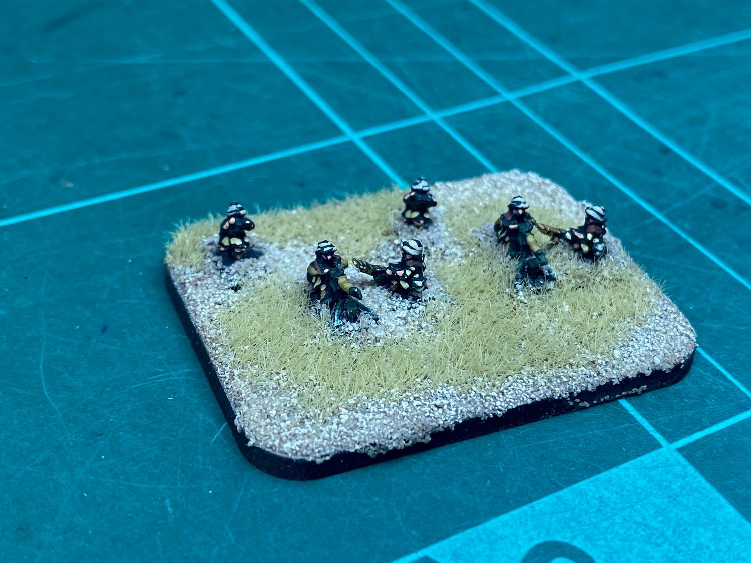 GWB30 WW1 British Middle East Vickers team (3 crew & HMG)