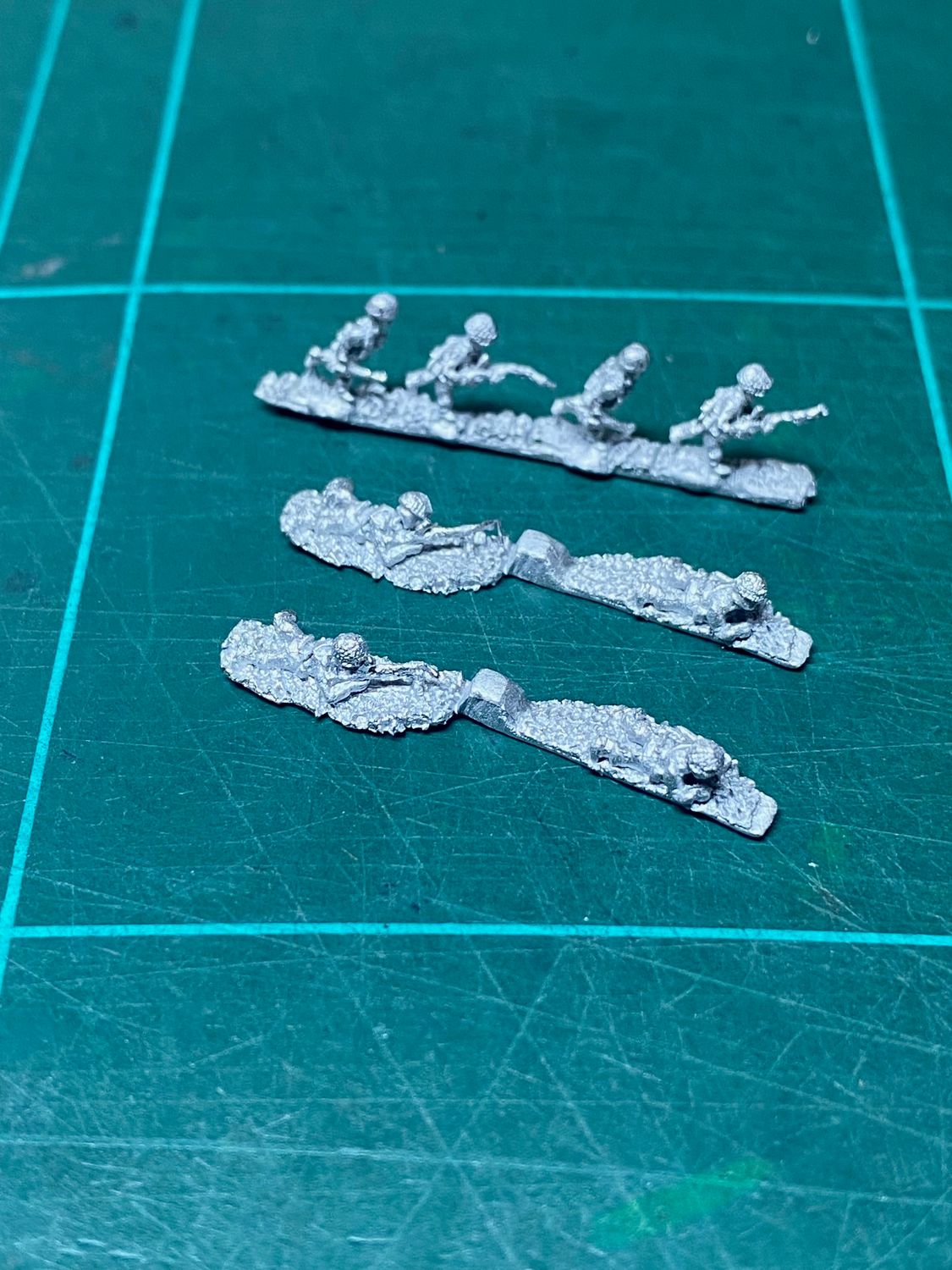 AD BS 2A 	Paratroop Bren gun teams