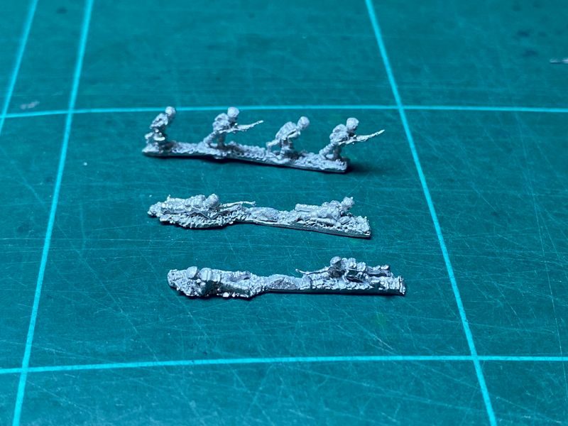 AD BS 4A  Marine Bren teams
