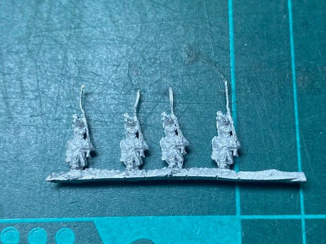 AD FE 04C Elite Line infantry bicorne in greatcoat, marching