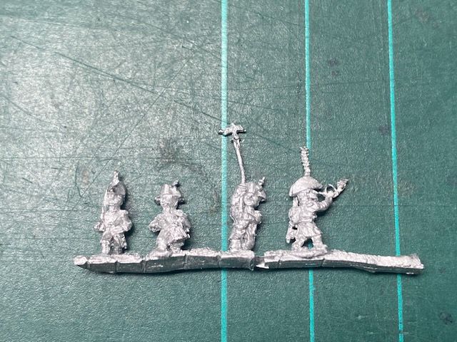 AD FE 11B Light infantry Command in greatcoat