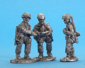 FJS 03 Fallschirmjäger Officer /NCO s (3 figures)