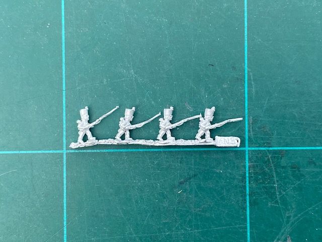 AD FN 05B Fusilier in shako (no cords),  advancing