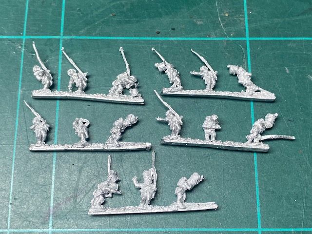 AD XFN 08B Casualties various - Wounded
